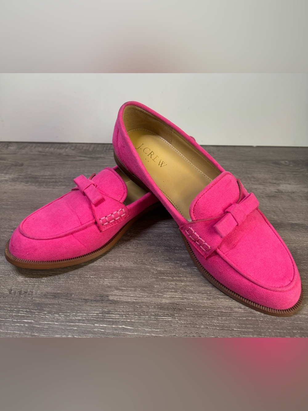 J. Crew Sueded Bow Loafers Hot Pink Sz6.5 EUC